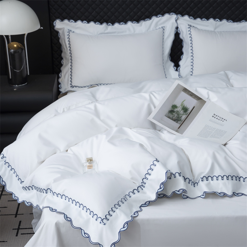 Kiváló hímző szabású 350TC pamut szatén ágyneműkészlet Kiváló hímző szabású 350TC pamut szatén ágyneműkészlet