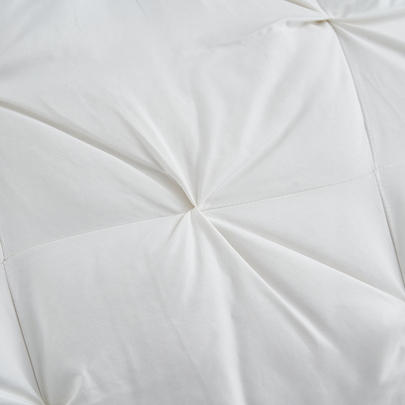 Libatoll töltetű csavart technológiai párna Libatoll töltetű csavart technológiai párna